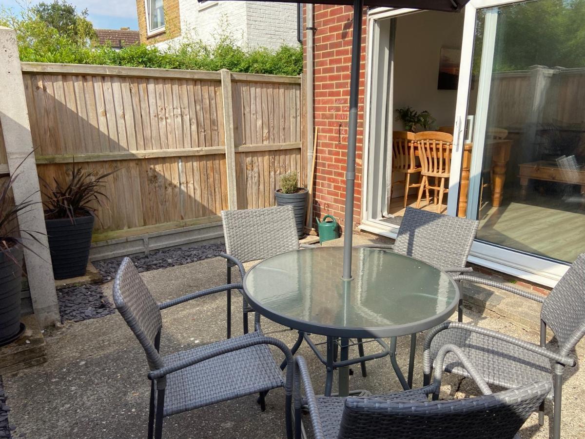 The Seagull, With Driveway And Patio Garden Villa Whitstable Dış mekan fotoğraf